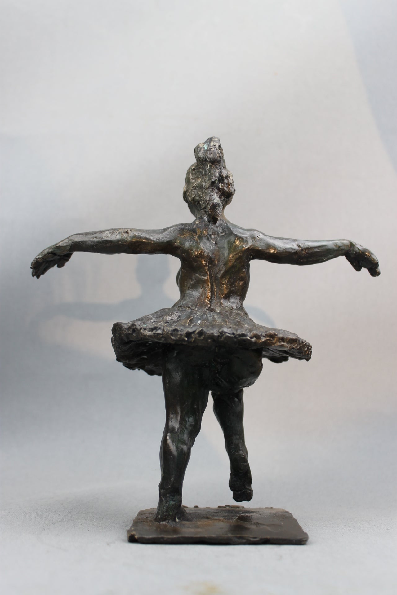 audrey flechet, flechet, sculpture, fonderie du champ bon, film stop motion, bronze, cancan, danseuse, film animation, film stop motion, danse aérienne