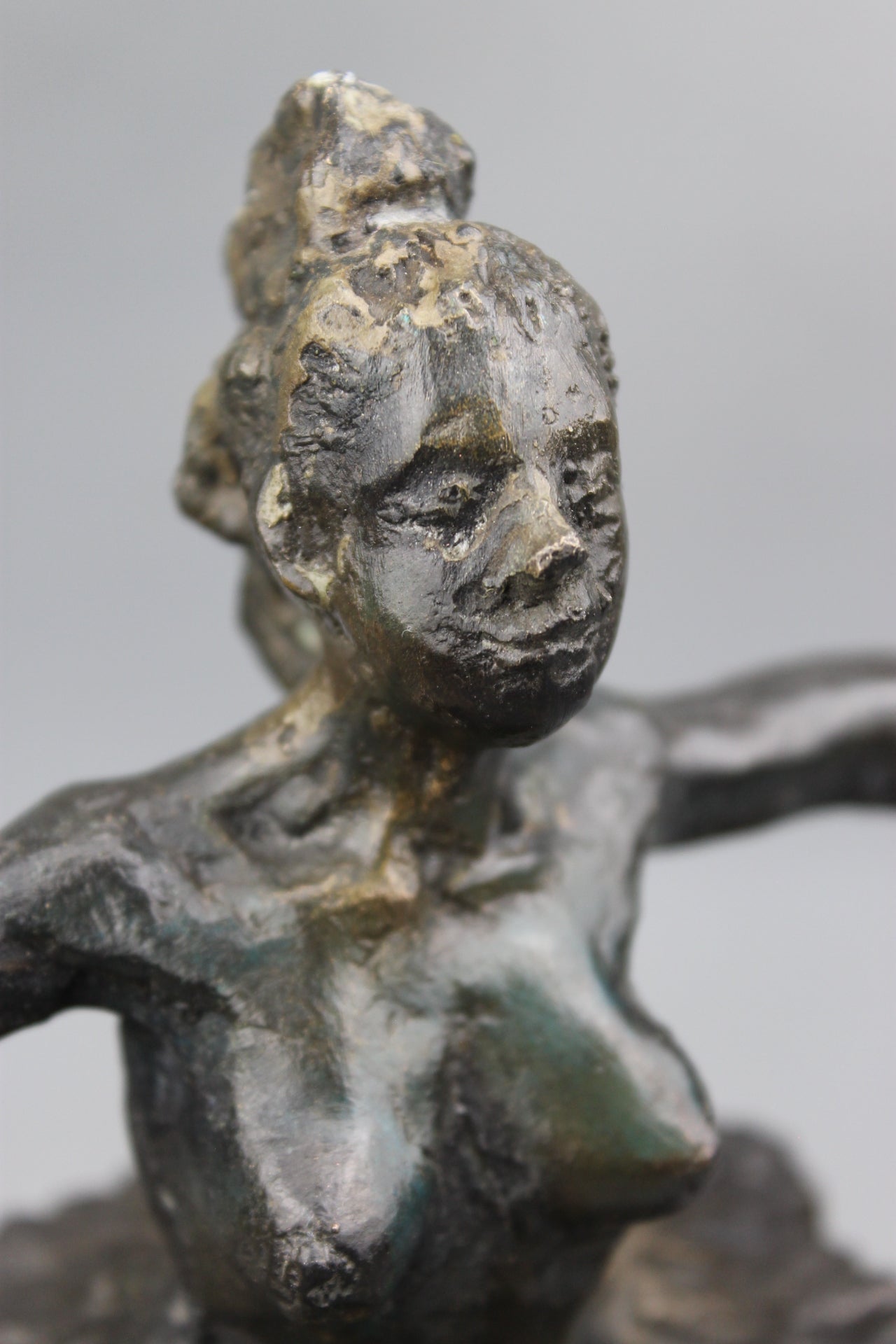 audrey flechet, flechet, sculpture, fonderie du champ bon, film stop motion, bronze, cancan, danseuse, film animation, film stop motion, danse aérienne