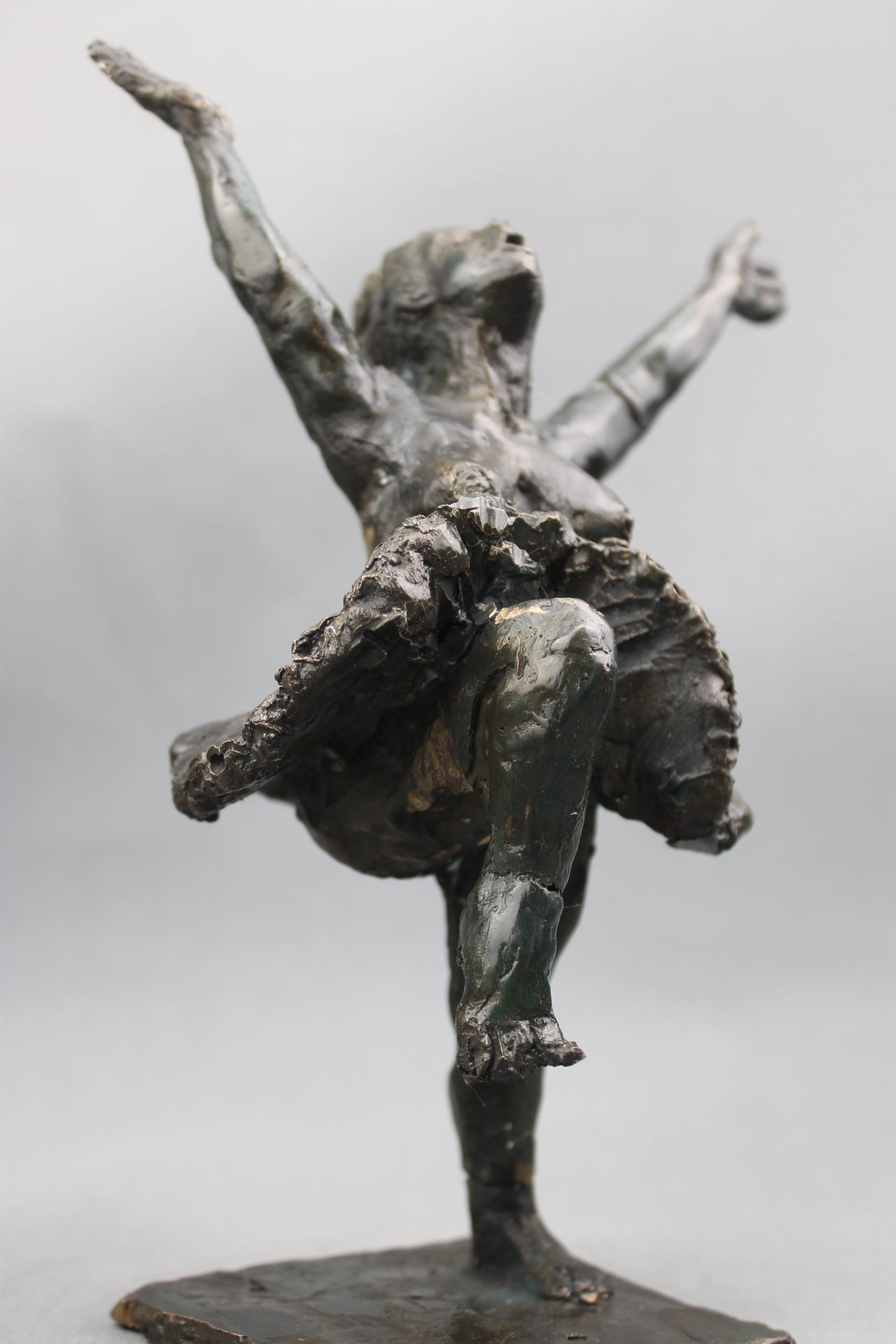 audrey flechet, flechet, sculpture, fonderie du champ bon, film stop motion, bronze, cancan, danseuse, film animation, film stop motion, équilibre éphémère