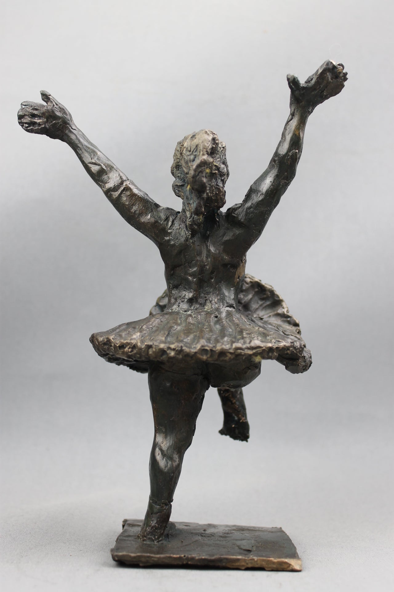 audrey flechet, flechet, sculpture, fonderie du champ bon, film stop motion, bronze, cancan, danseuse, film animation, film stop motion, équilibre éphémère