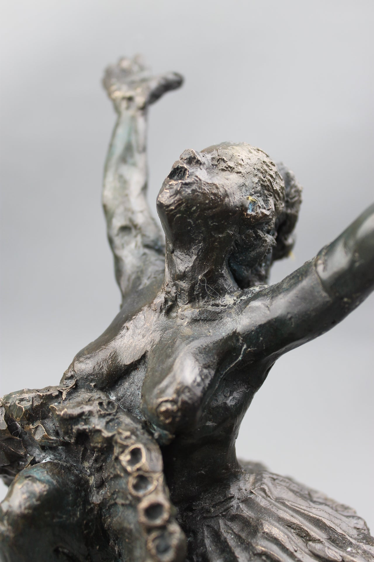 audrey flechet, flechet, sculpture, fonderie du champ bon, film stop motion, bronze, cancan, danseuse, film animation, film stop motion, équilibre éphémère