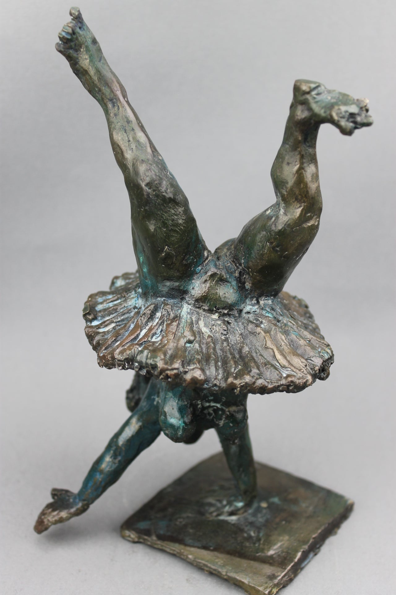 audrey flechet, flechet, sculpture, fonderie du champ bon, film stop motion, bronze, cancan, danseuse, film animation, film stop motion, envers inconscient