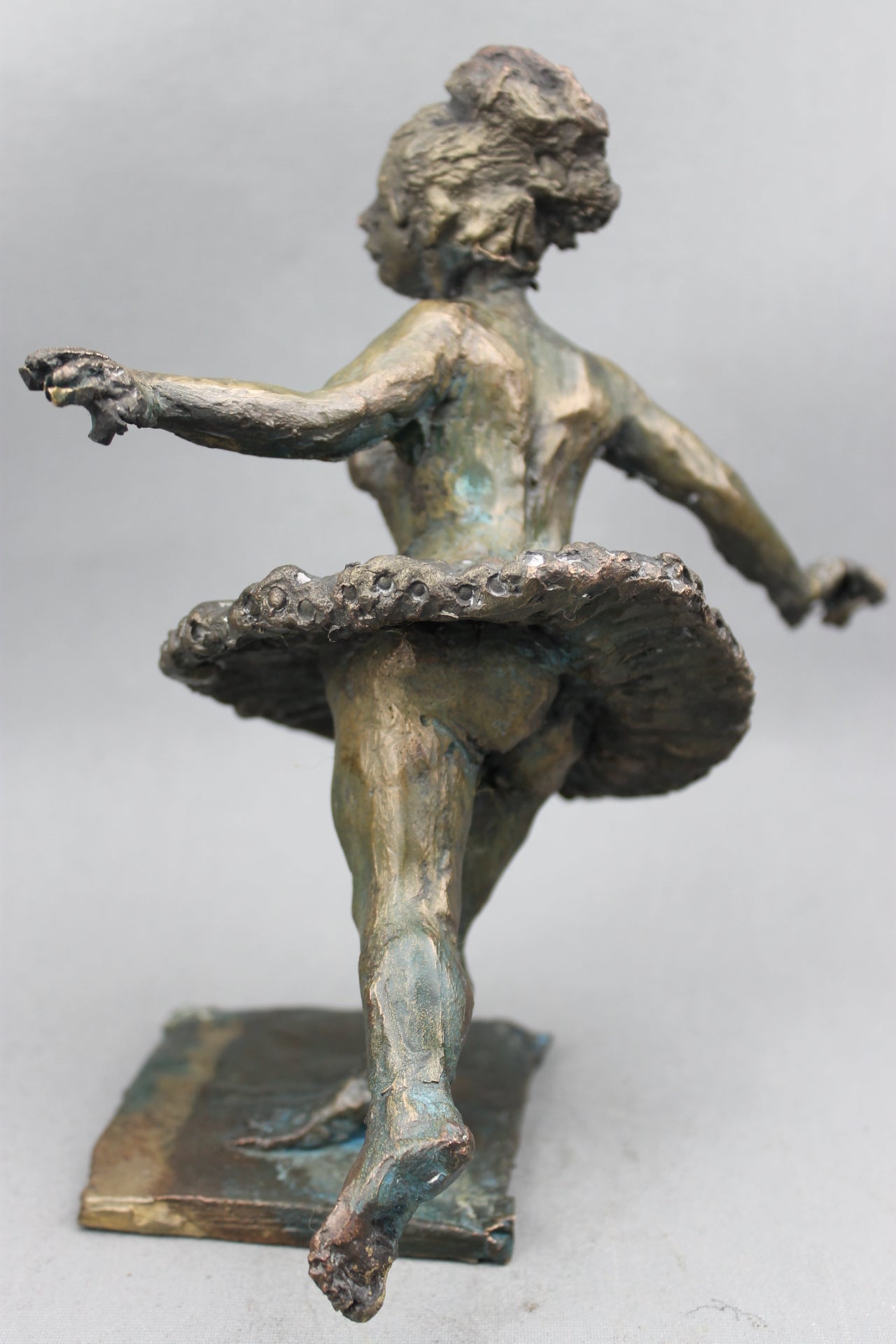 audrey flechet, flechet, sculpture, fonderie du champ bon, film stop motion, bronze, cancan, danseuse, film animation, film stop motion, élégance transparente