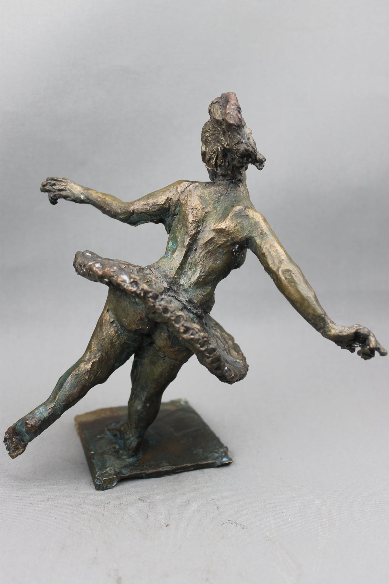 audrey flechet, flechet, sculpture, fonderie du champ bon, film stop motion, bronze, cancan, danseuse, film animation, film stop motion, élégance transparente