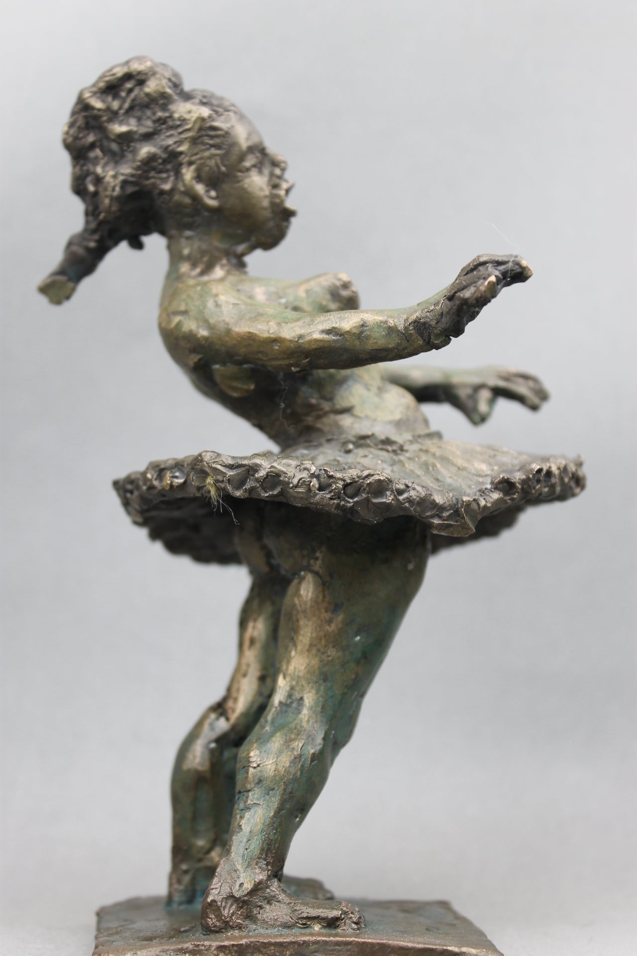audrey flechet, flechet, sculpture, fonderie du champ bon, film stop motion, bronze, cancan, danseuse, film animation, film stop motion, univers changeant