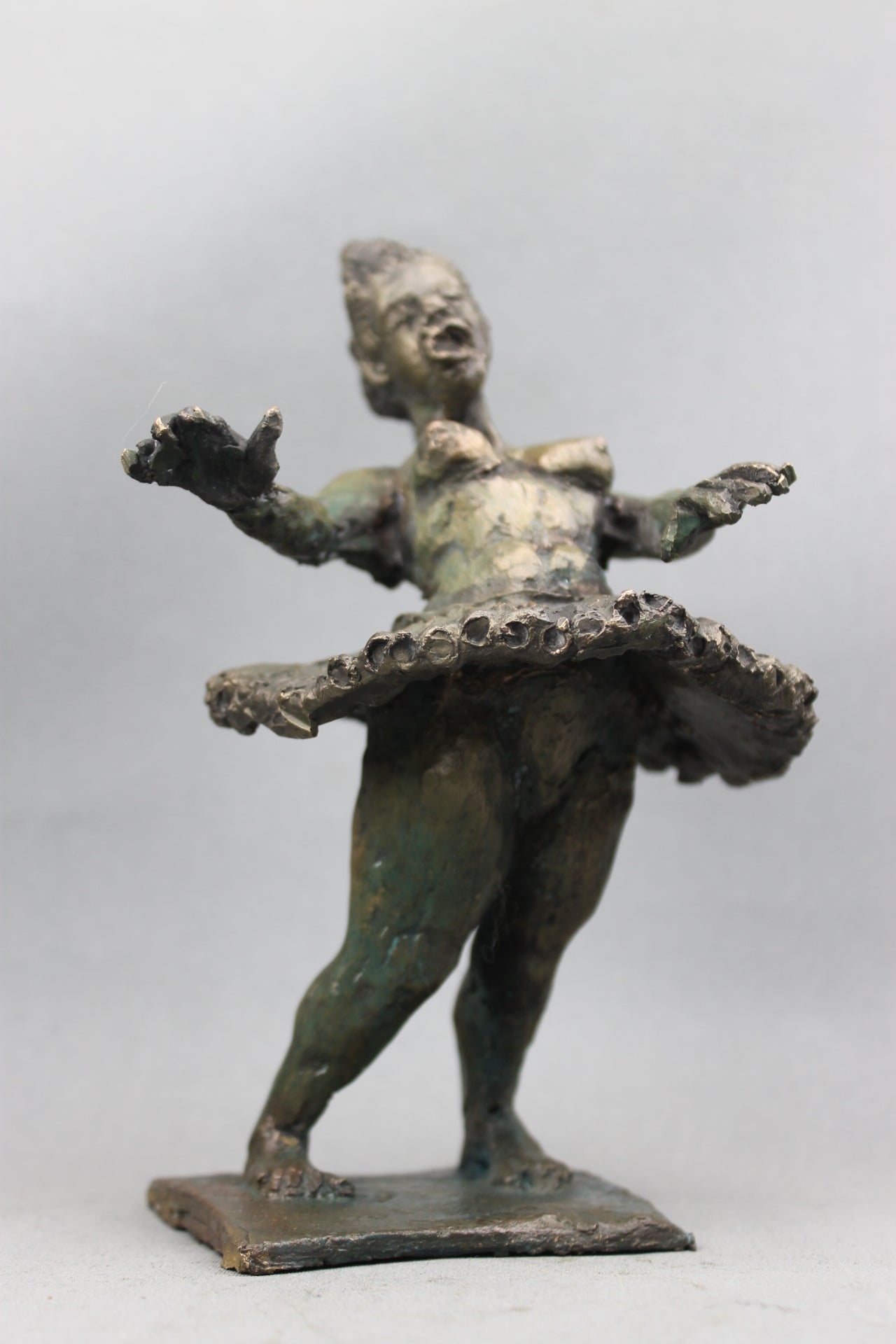 audrey flechet, flechet, sculpture, fonderie du champ bon, film stop motion, bronze, cancan, danseuse, film animation, film stop motion, univers changeant
