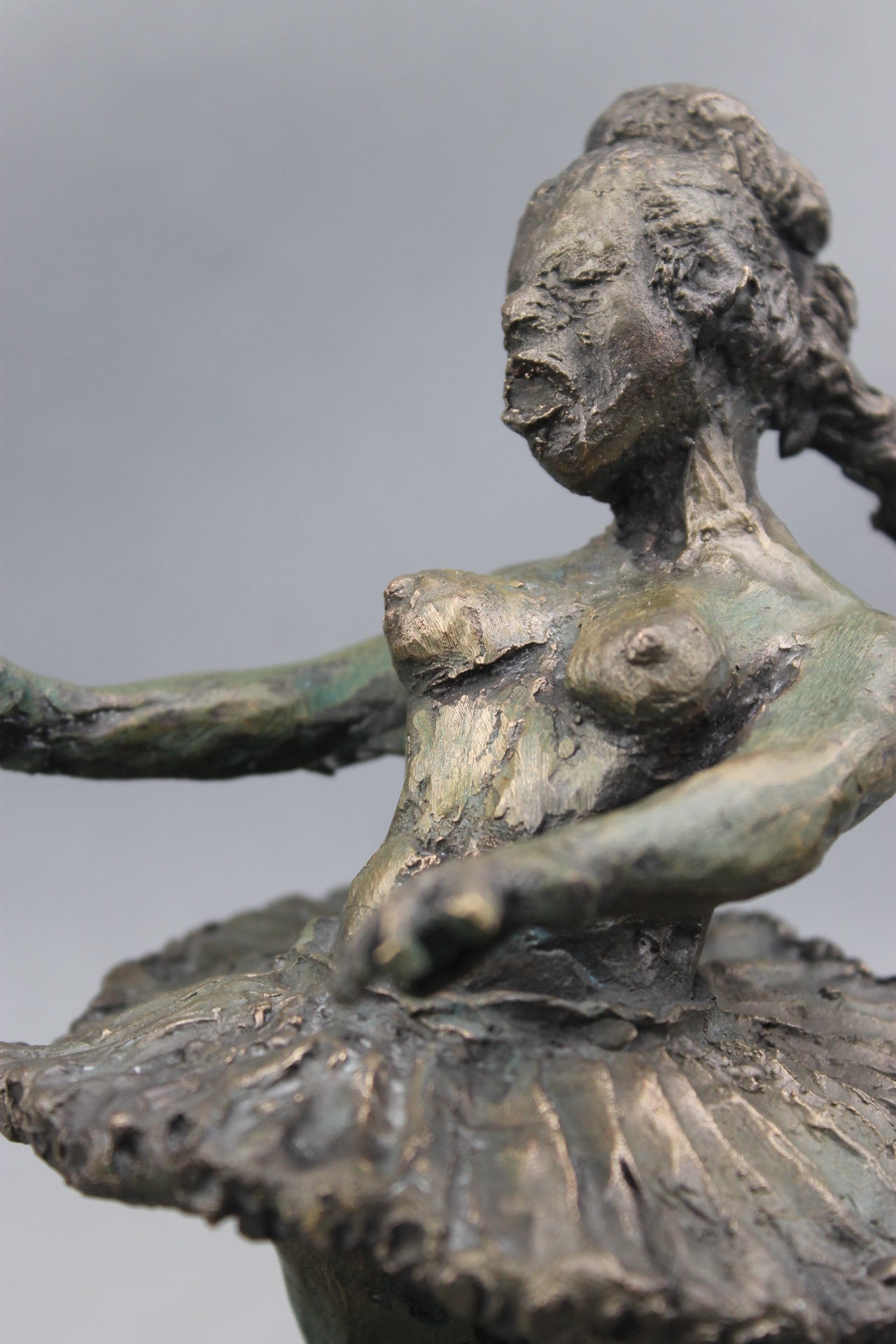 audrey flechet, flechet, sculpture, fonderie du champ bon, film stop motion, bronze, cancan, danseuse, film animation, film stop motion, univers changeant