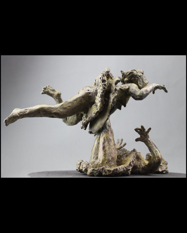 envol, cancan, sculpture, statue,statuette, audrey flechet, fonderie du champ bon, bronze, cire perdue, danse, danseuse, danseuses, french cancan, cabaret, cirque