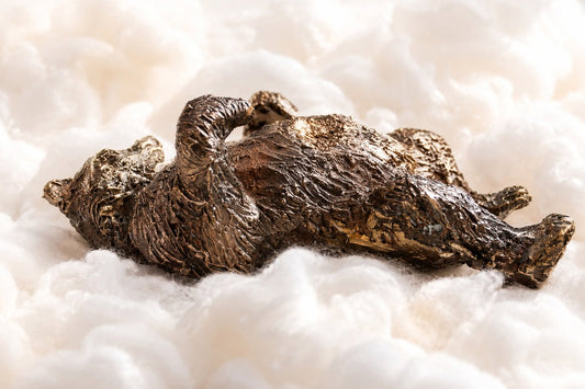 ours, sculpture, contemporaine, bronze, technique, cire perdue, lost wax, audrey flechet, flechet, fonderie du champ bon, Nounours songe à Pimprenelle