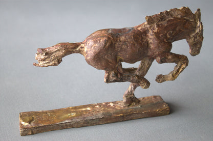 audrey flechet, sculpture, bronze equestre, fonderie du champ bon, cire perdue, bronce caballo, bronzo cavallo, galloping horse metal casting, lost wax