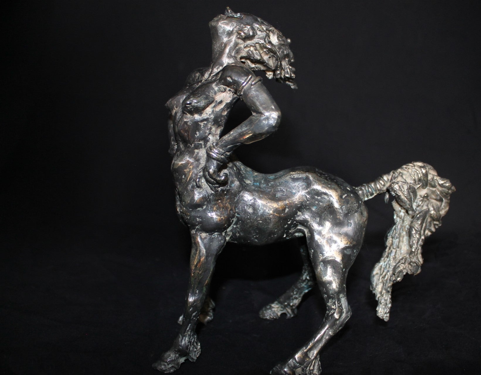 audrey flechet, sculpture, bronze, centaure, bronce, fonderie du champ bon, centaur, centauro, occyrhoé