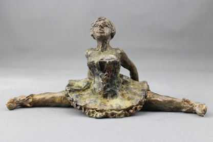 audrey flechet, sculpture, bronze, pièce unique, cire perdue, french cancan, dace, danseuse, fonderie du champ bon, lost wax, metal casting, coco
