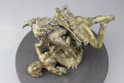 sculpture, audrey flechet, fonderie du champ bon, cancan, envol, bronze, statue, statuette, danse, cabaret