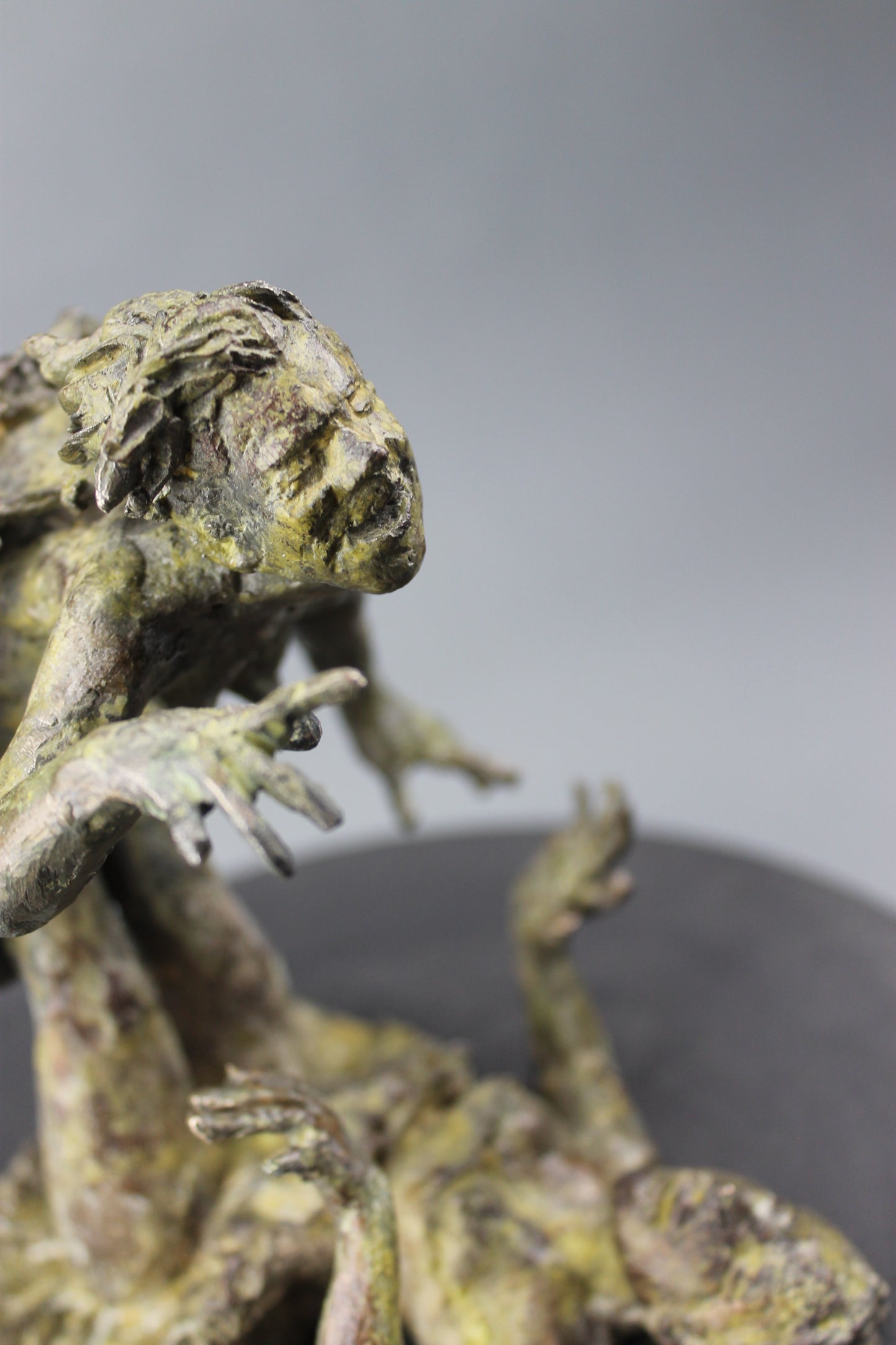 sculpture, audrey flechet, fonderie du champ bon, cancan, envol, bronze, statue, statuette, danse, cabaret