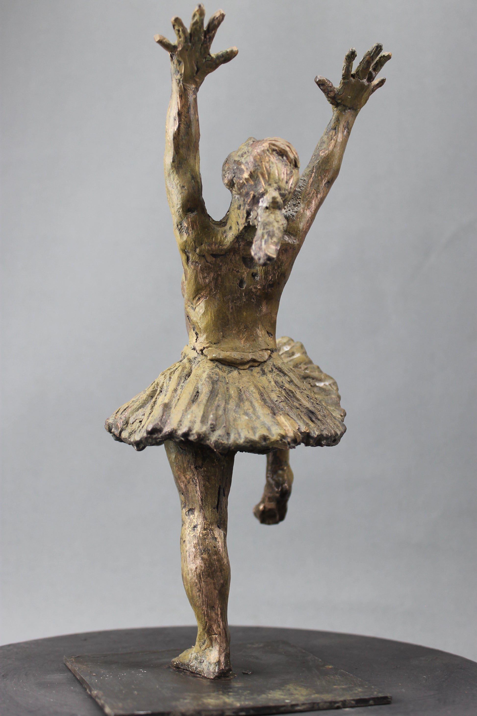 sculpture, audrey flechet, fonderie du champ bon, statue, statuette, bronze, cire perdue, l'élan, cancan, cirque, danse, danseuse