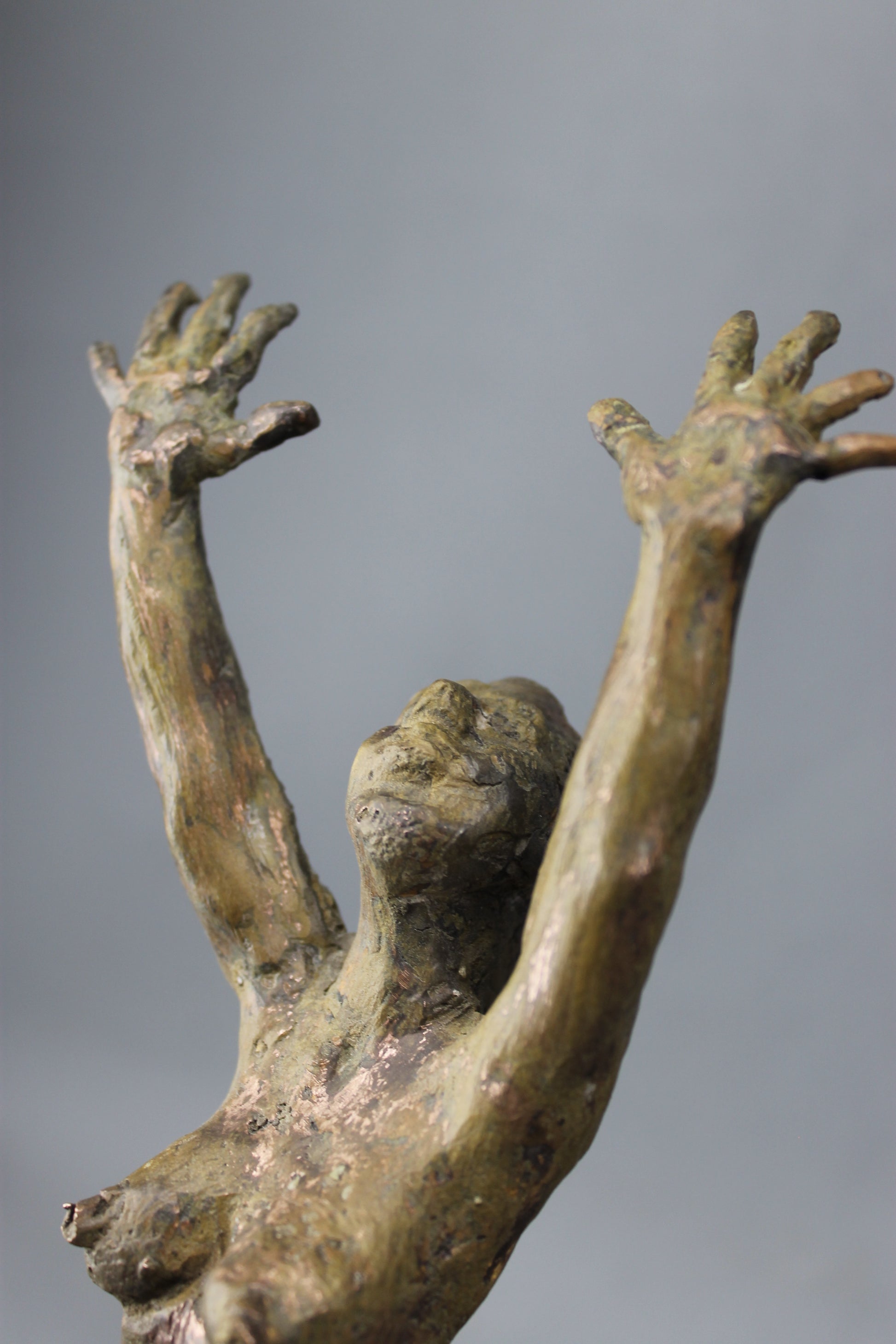 sculpture, audrey flechet, fonderie du champ bon, statue, statuette, bronze, cire perdue, l'élan, cancan, cirque, danse, danseuse