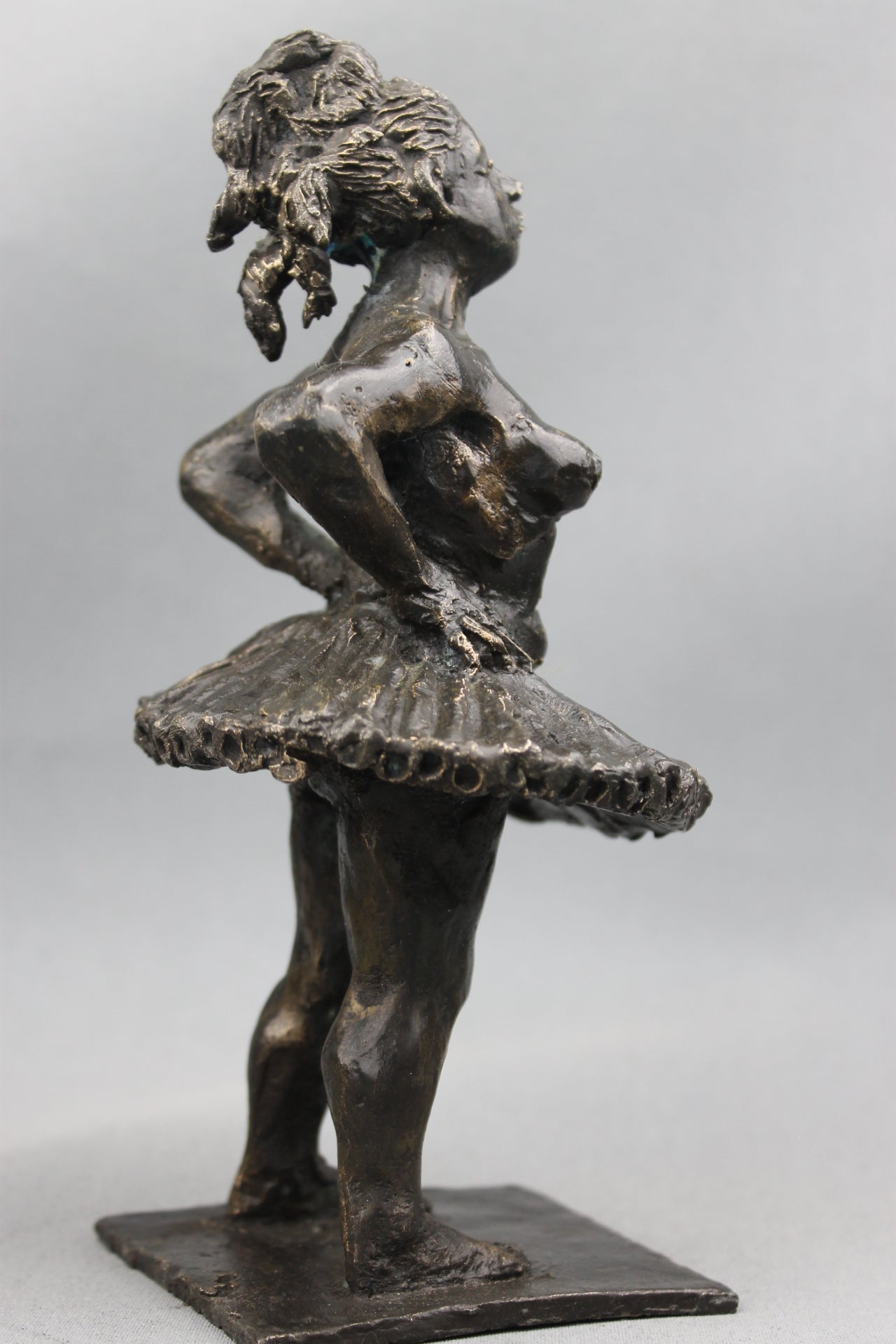 audrey flechet, flechet, sculpture, fonderie du champ bon, film stop motion, bronze, cancan, danseuse, film animation, film stop motion, grace sous tension