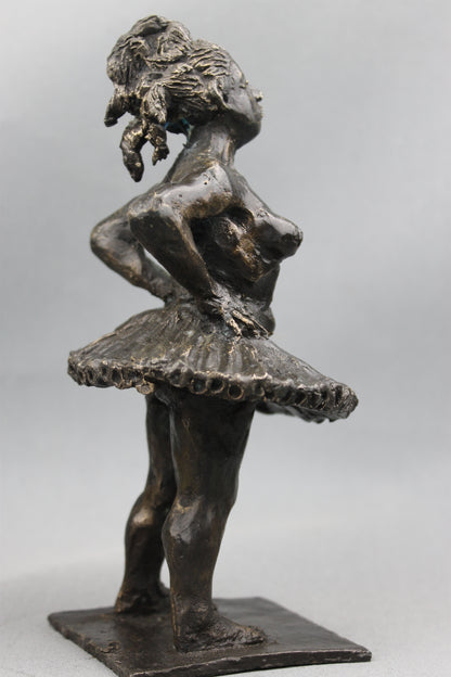 audrey flechet, flechet, sculpture, fonderie du champ bon, film stop motion, bronze, cancan, danseuse, film animation, film stop motion, grace sous tension