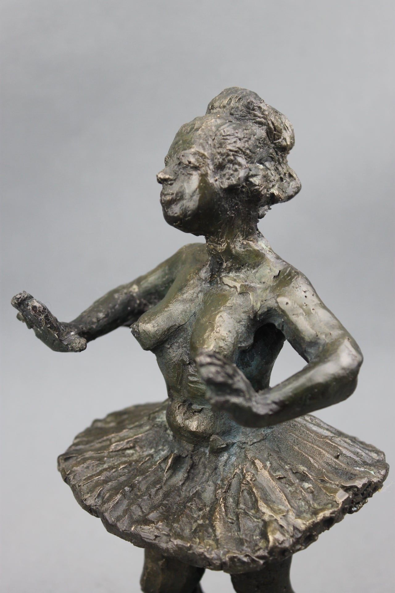 audrey flechet, flechet, sculpture, fonderie du champ bon, film stop motion, bronze, cancan, danseuse, film animation, film stop motion, mouvement suspendu