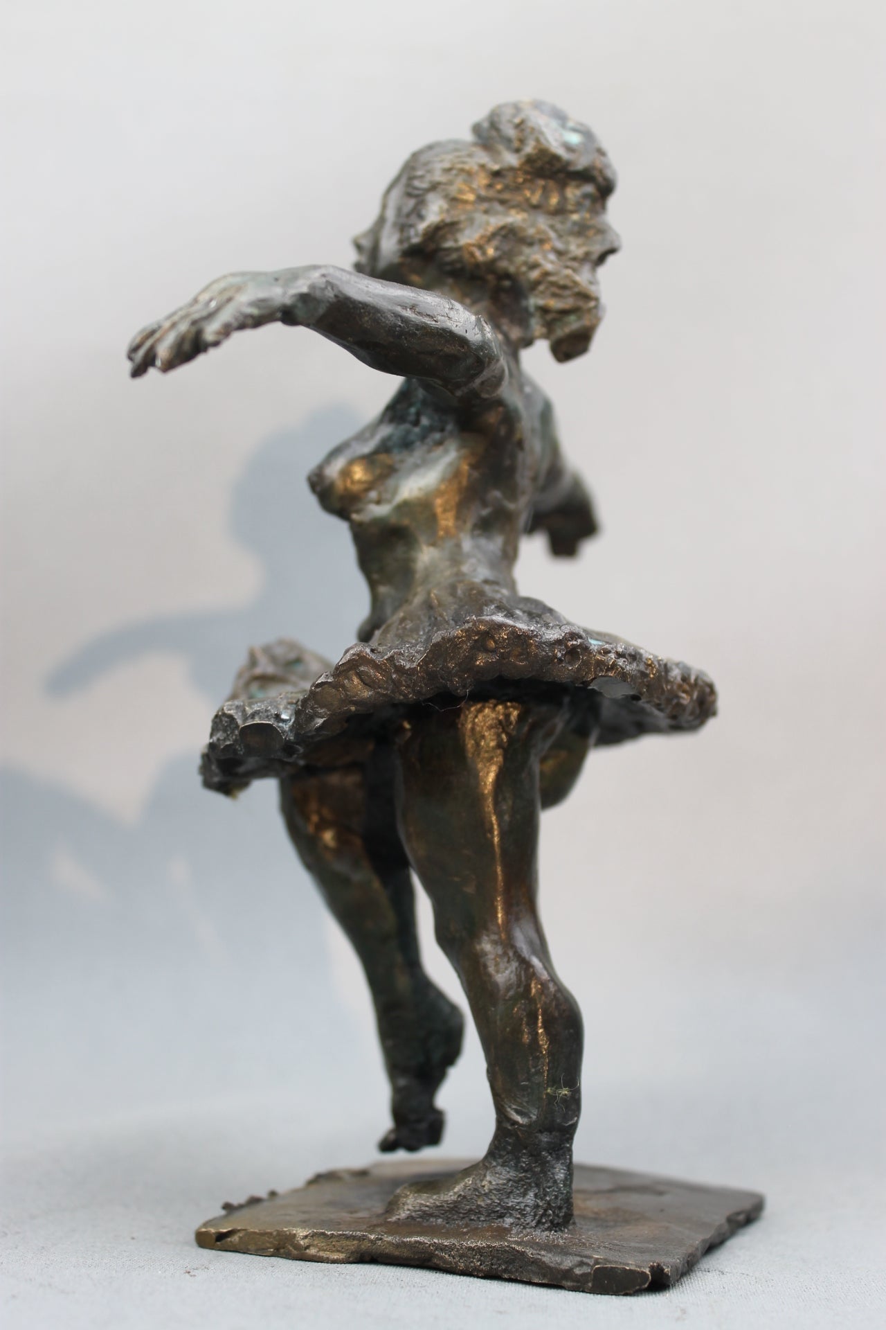 audrey flechet, flechet, sculpture, fonderie du champ bon, film stop motion, bronze, cancan, danseuse, film animation, film stop motion, danse aérienne