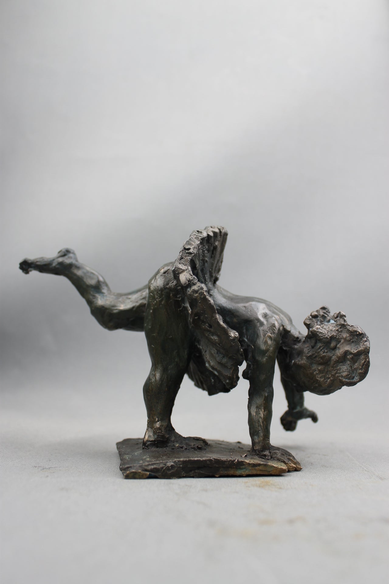 audrey flechet, flechet, sculpture, fonderie du champ bon, film stop motion, bronze, cancan, danseuse, film animation, film stop motion,envol inattendu