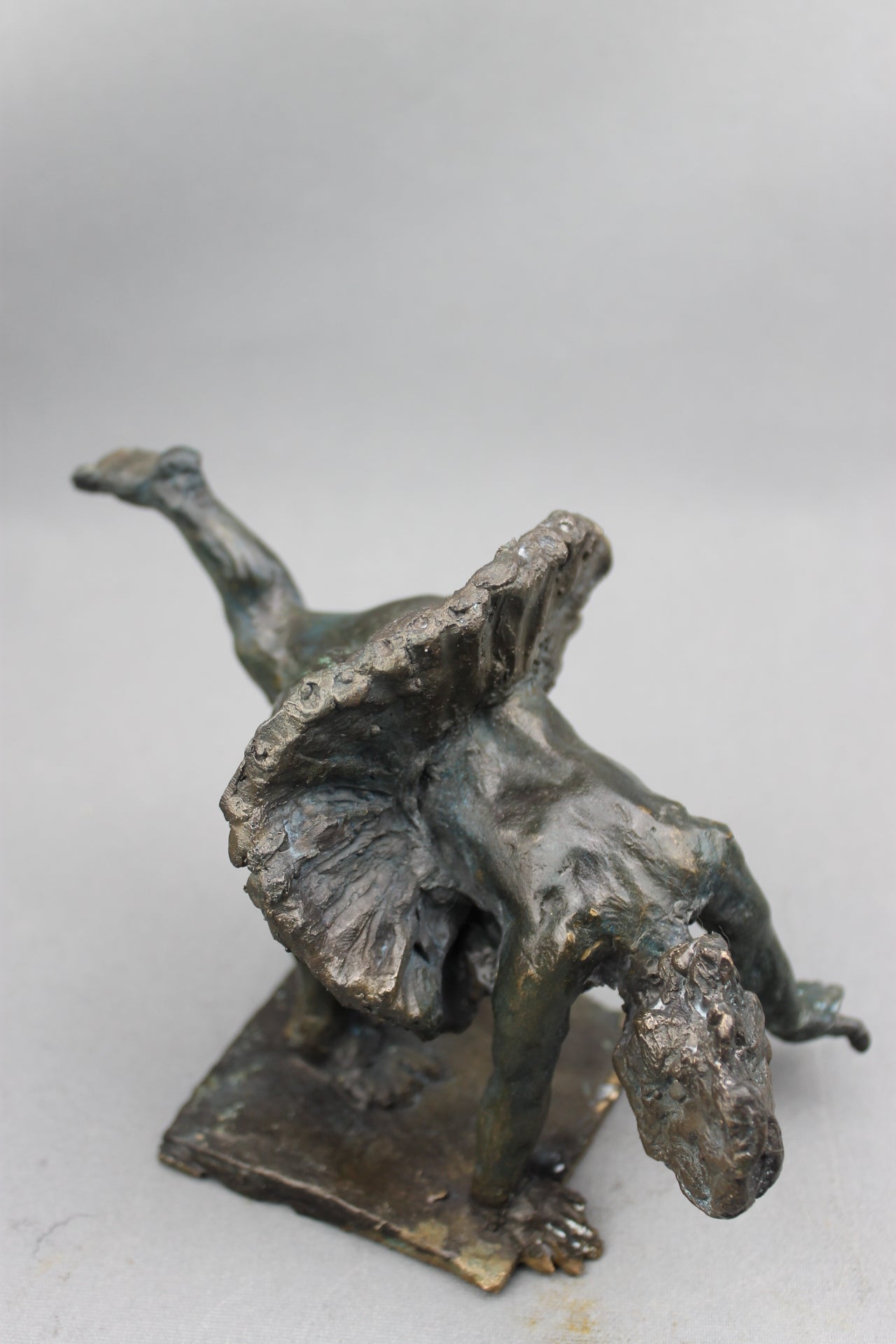 audrey flechet, flechet, sculpture, fonderie du champ bon, film stop motion, bronze, cancan, danseuse, film animation, film stop motion,envol inattendu