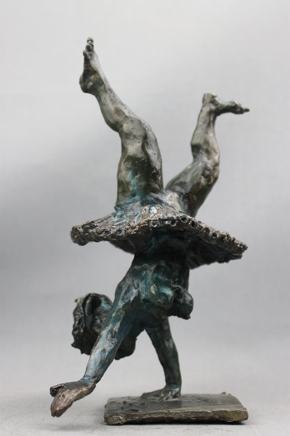 audrey flechet, flechet, sculpture, fonderie du champ bon, film stop motion, bronze, cancan, danseuse, film animation, film stop motion, envers inconscient