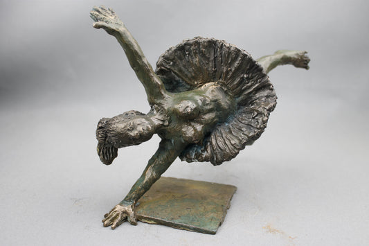 audrey flechet, flechet, sculpture, fonderie du champ bon, film stop motion, bronze, cancan, danseuse, film animation, film stop motion, trajectoire imprévue