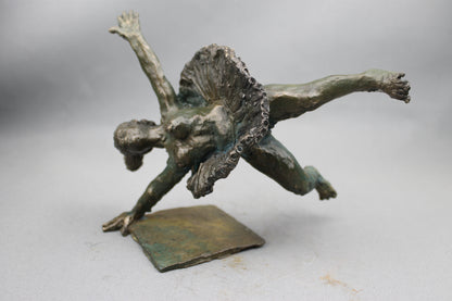 audrey flechet, flechet, sculpture, fonderie du champ bon, film stop motion, bronze, cancan, danseuse, film animation, film stop motion, grace sous tension