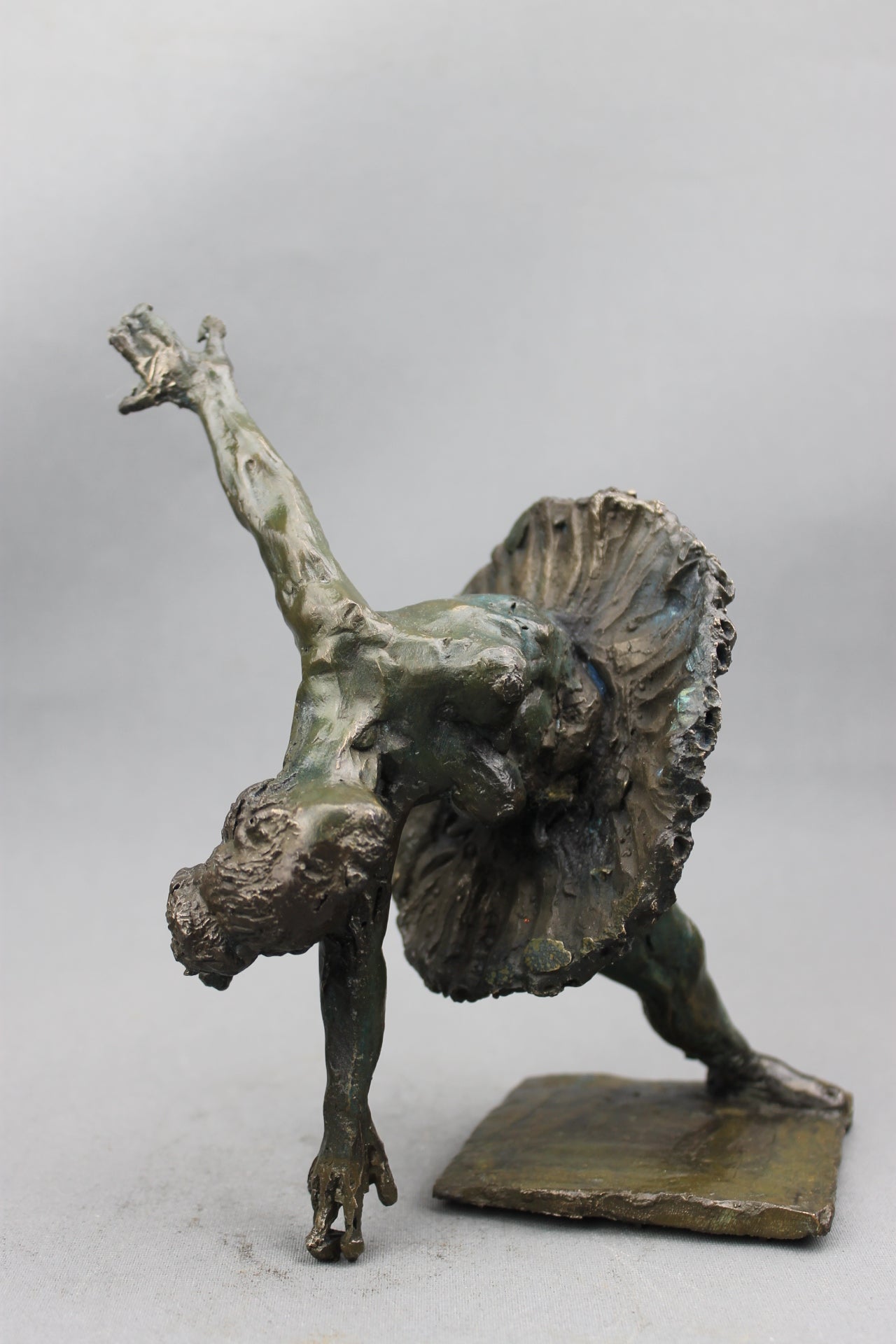 audrey flechet, flechet, sculpture, fonderie du champ bon, film stop motion, bronze, cancan, danseuse, film animation, film stop motion, monde transparent