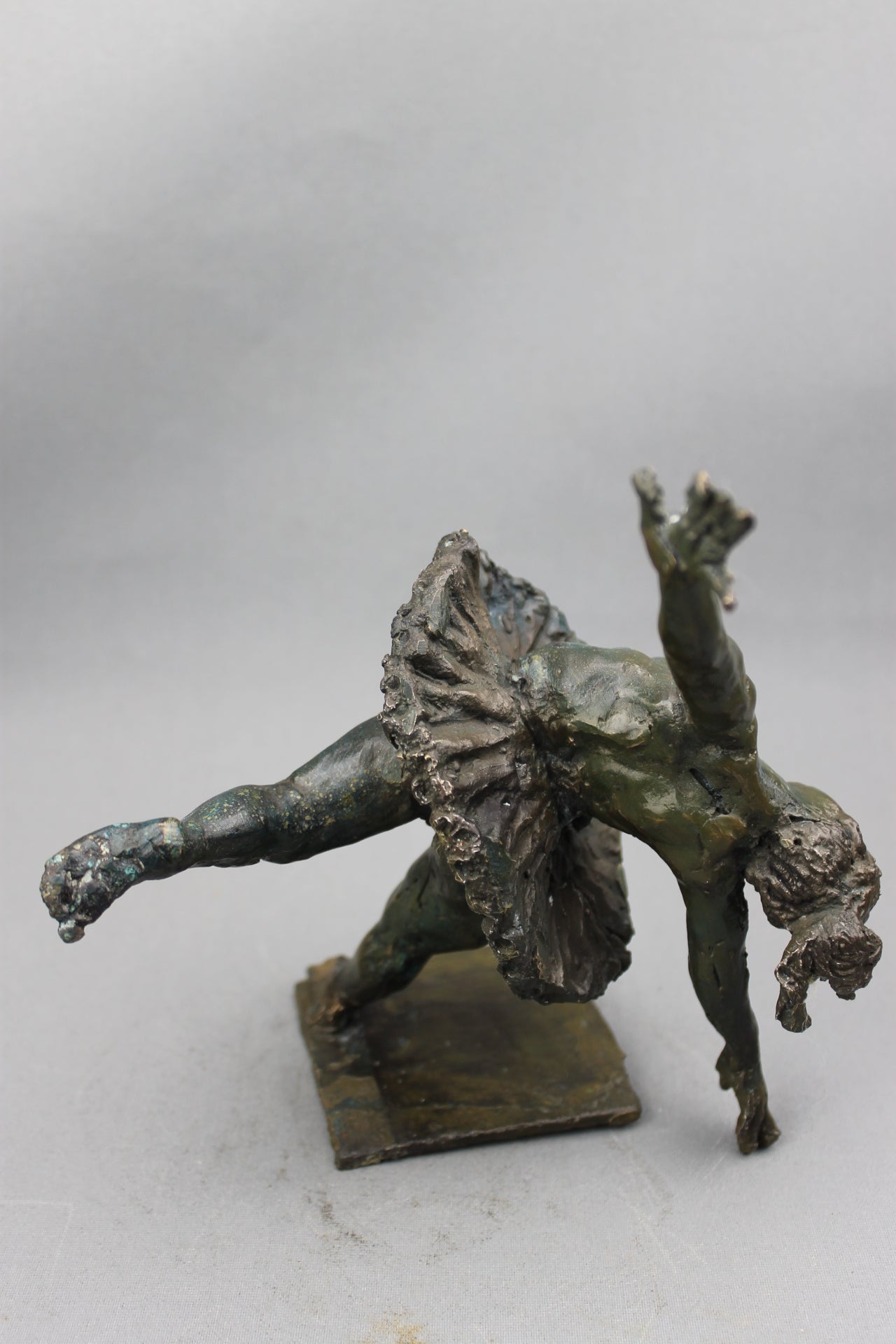 audrey flechet, flechet, sculpture, fonderie du champ bon, film stop motion, bronze, cancan, danseuse, film animation, film stop motion, monde transparent