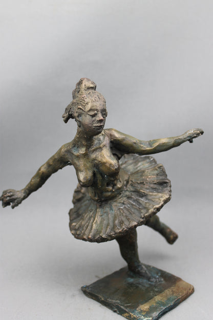 audrey flechet, flechet, sculpture, fonderie du champ bon, film stop motion, bronze, cancan, danseuse, film animation, film stop motion, élégance transparente