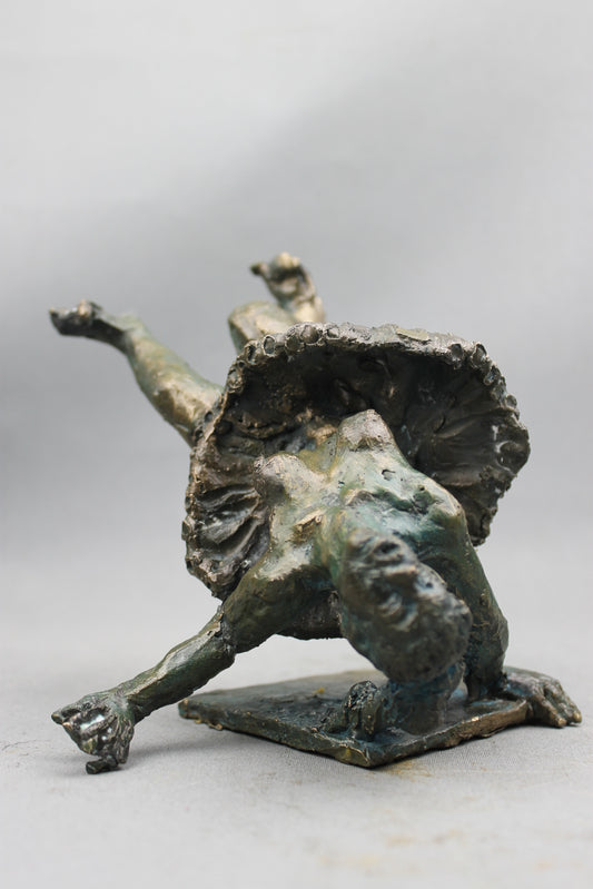 audrey flechet, flechet, sculpture, fonderie du champ bon, film stop motion, bronze, cancan, danseuse, film animation, film stop motion, apesanteur et gravité