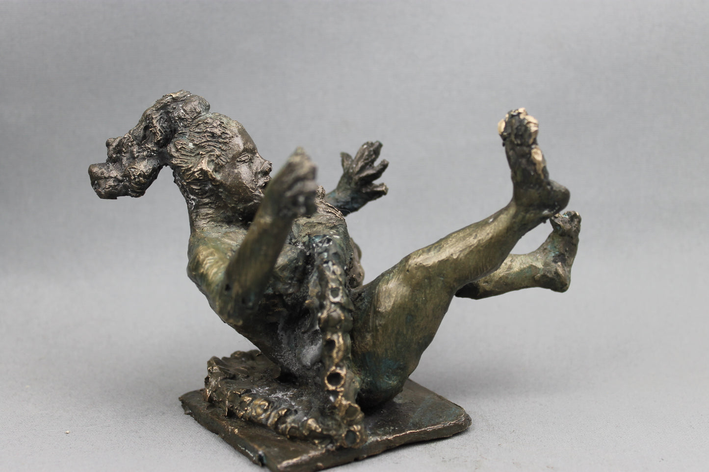 audrey flechet, flechet, sculpture, fonderie du champ bon, film stop motion, bronze, cancan, danseuse, film animation, film stop motion, acrobate malchanceuse