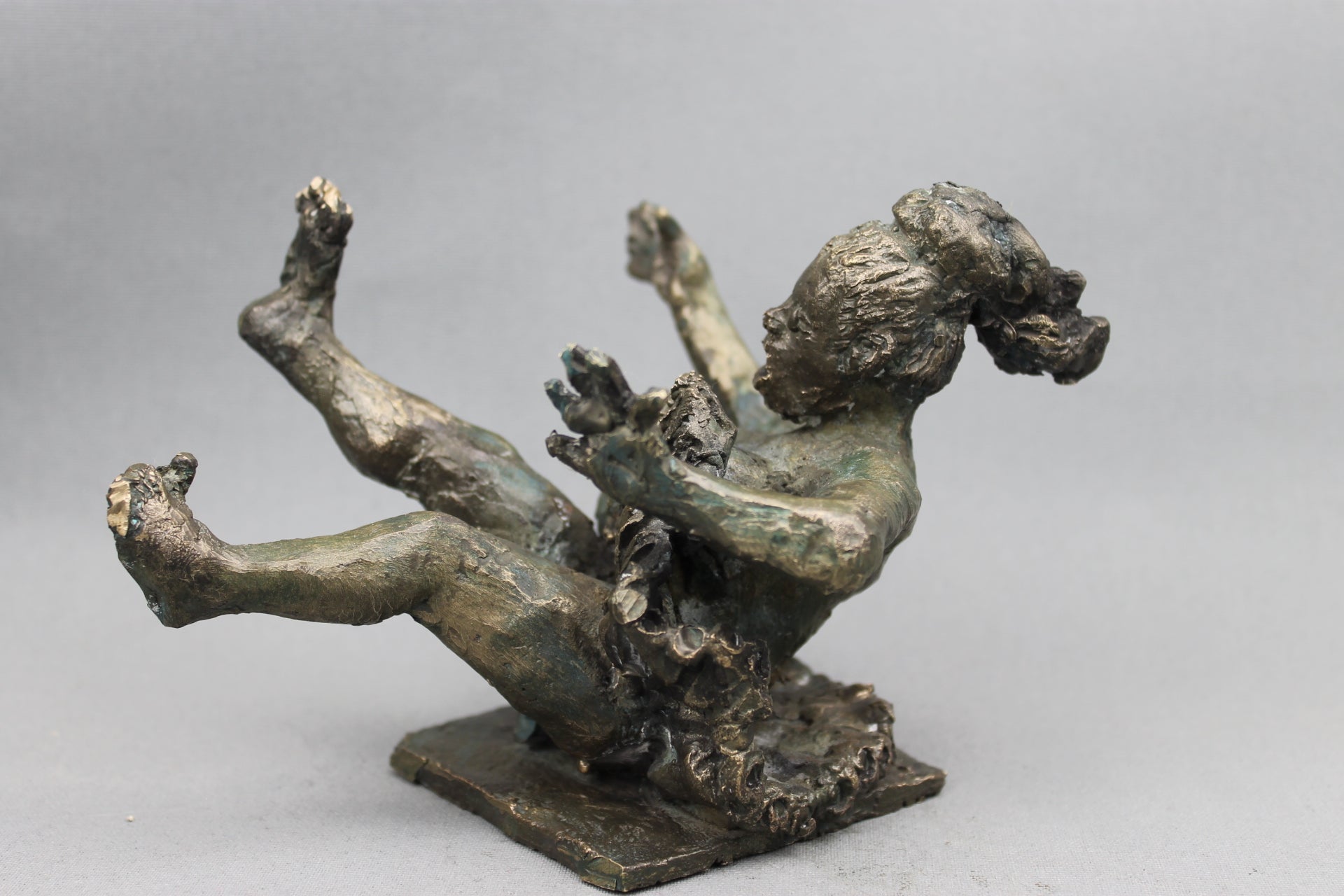 audrey flechet, flechet, sculpture, fonderie du champ bon, film stop motion, bronze, cancan, danseuse, film animation, film stop motion, acrobate malchanceuse