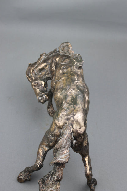 sculpture, bronze, contemporaine, audrey flechet, flechet, fonderie du champ bon, technique de la cire perdue, lost wax, statue, statuette, cheval, cabré, roulé boulé