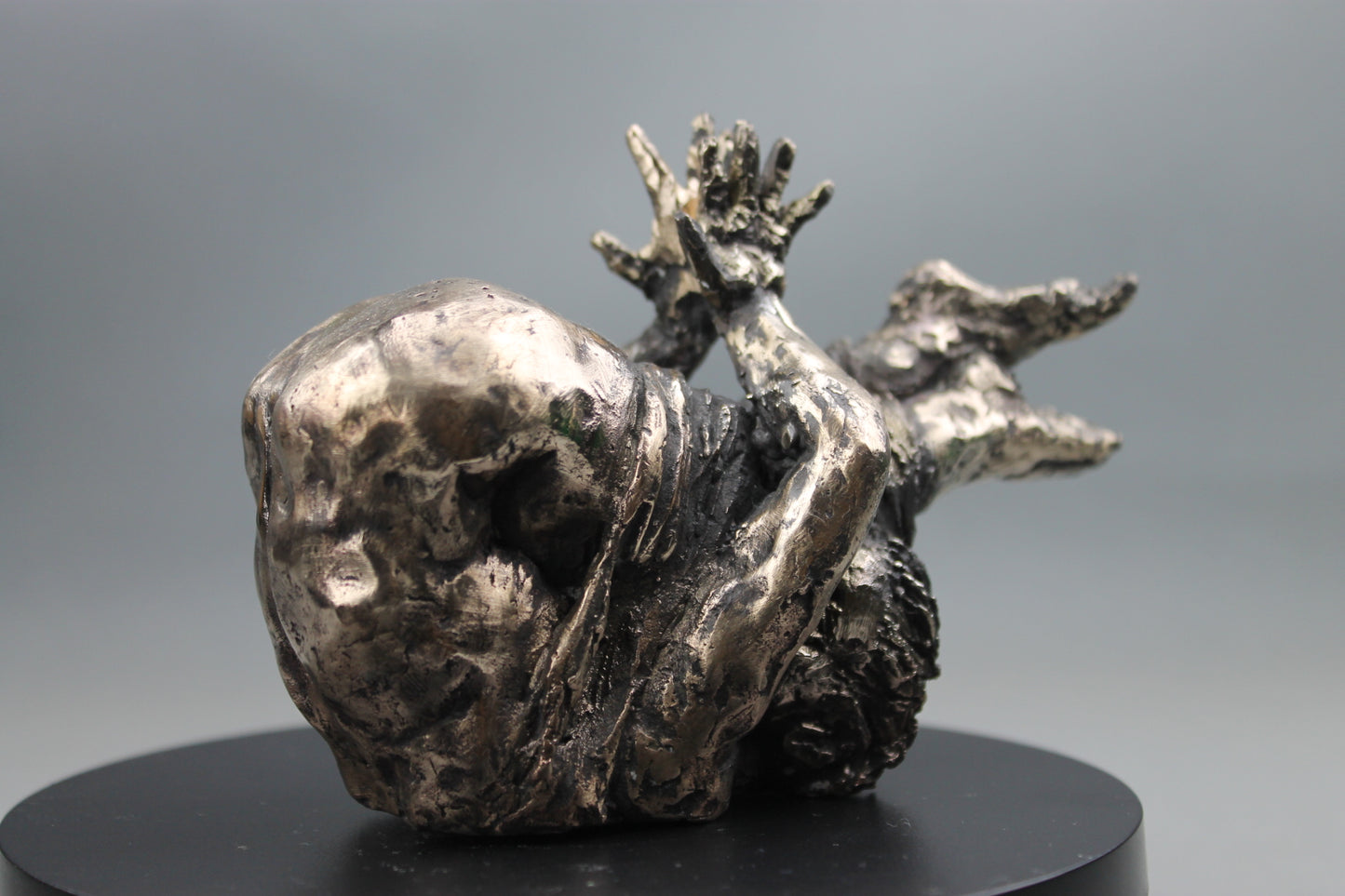 sculpture contemporaine, egon schiele, sculpture, audrey flechet, flechet, fonderie du champ bon, bronze, statue, statuette, cire perdue, technique de la cire perdue, bronce, lost wax, la paupiette, nu féminin