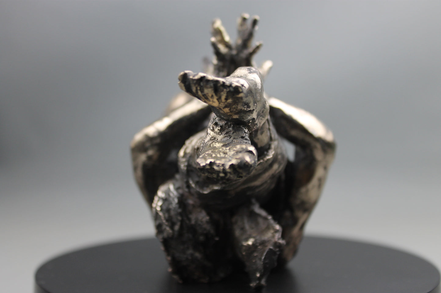 sculpture contemporaine, egon schiele, sculpture, audrey flechet, flechet, fonderie du champ bon, bronze, statue, statuette, cire perdue, technique de la cire perdue, bronce, lost wax, la paupiette, nu féminin